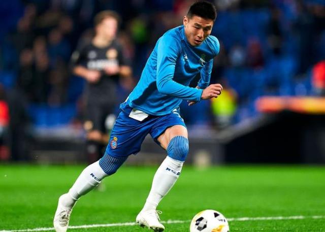 lol台服-今夜体能课后；上海申花外线爆发备战欧联；悬念犹存；细节决定成败(污水外线双臂螺纹管施工方案)